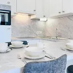 Awesome In With Wifi Apartmán